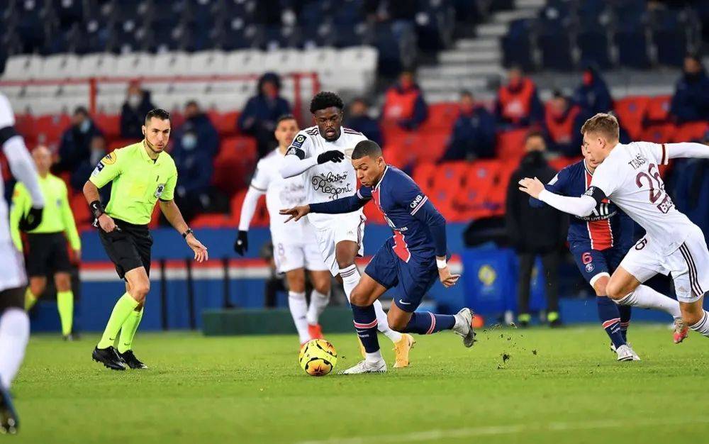 包含摩纳哥连胜法甲劲旅,法甲卫冕悬念大增的词条 包含摩纳哥连胜法甲劲旅,法甲卫冕悬念大增的词条