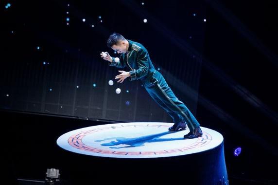 开云下载-巴黎雄鹰球员技惊四座，力压对手一路领先的简单介绍