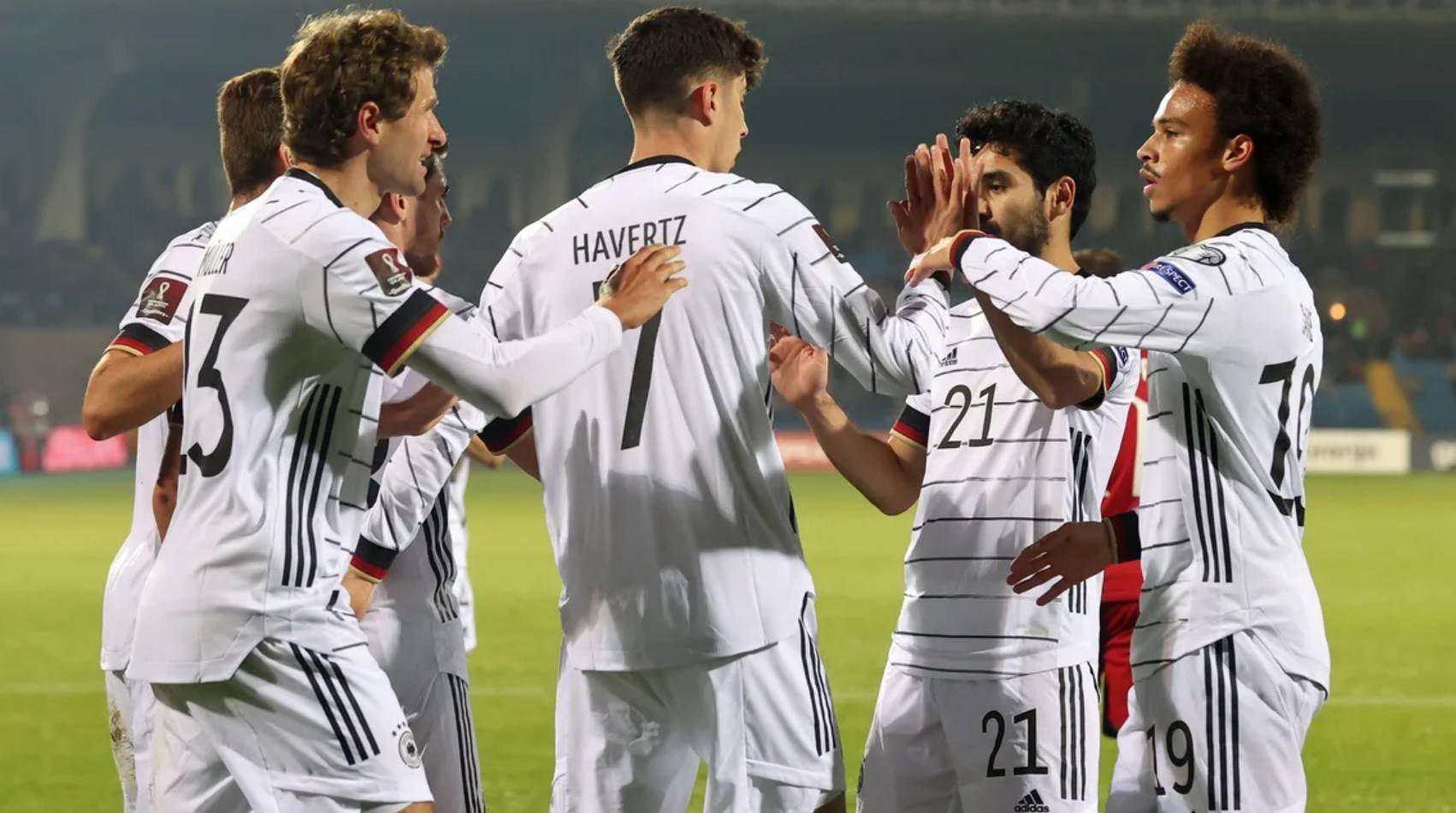 意大利客场平局,小组竞争压力大增的简单介绍 意大利客场平局,小组竞争压力大增的简单介绍