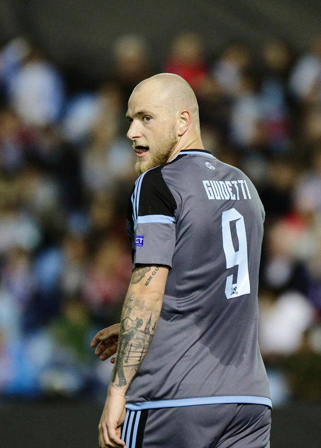 开云体育平台APP-比利亚雷亚尔客场战胜对手，士气高昂的简单介绍