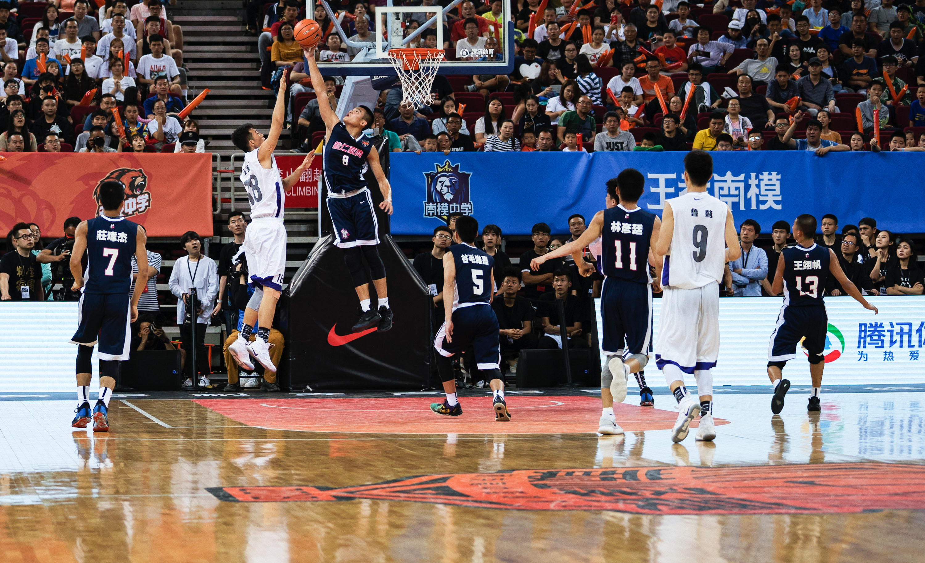 关于华山论剑!顶尖球员争夺篮球巅峰荣誉的信息 关于华山论剑!顶尖球员争夺篮球巅峰荣誉的信息