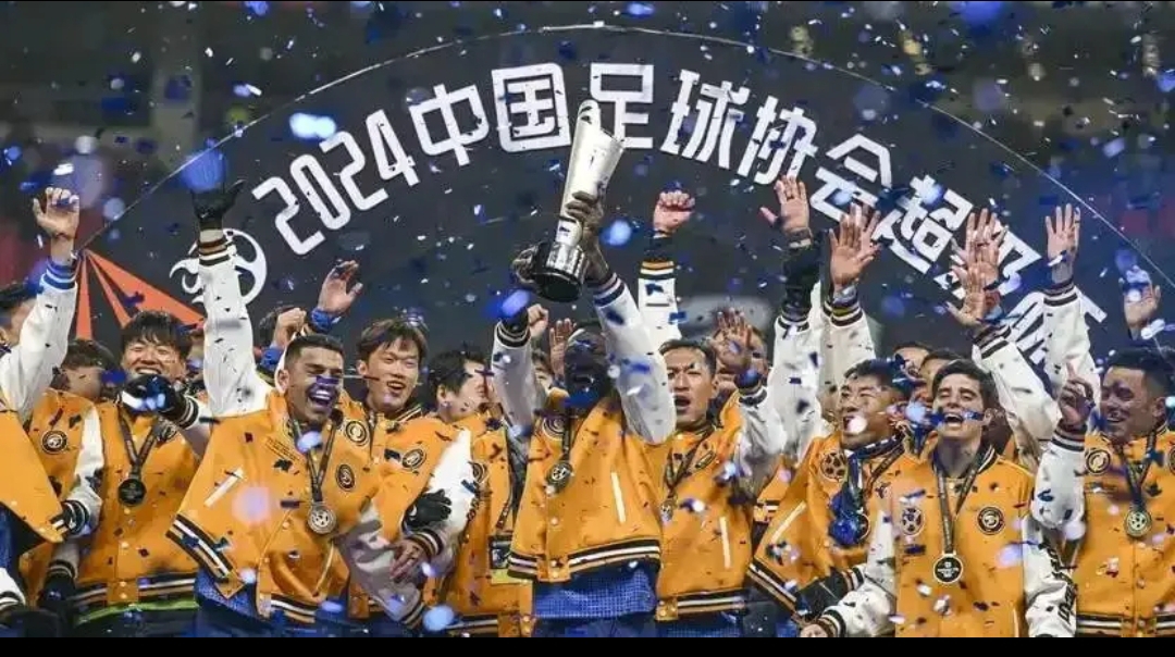 开云体育中国-关于申花大胜河北，一步之遥闯入中超争冠行列的信息