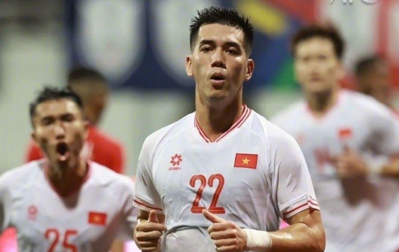 开云体育APP下载-国内足球豪强击败对手，取得连胜