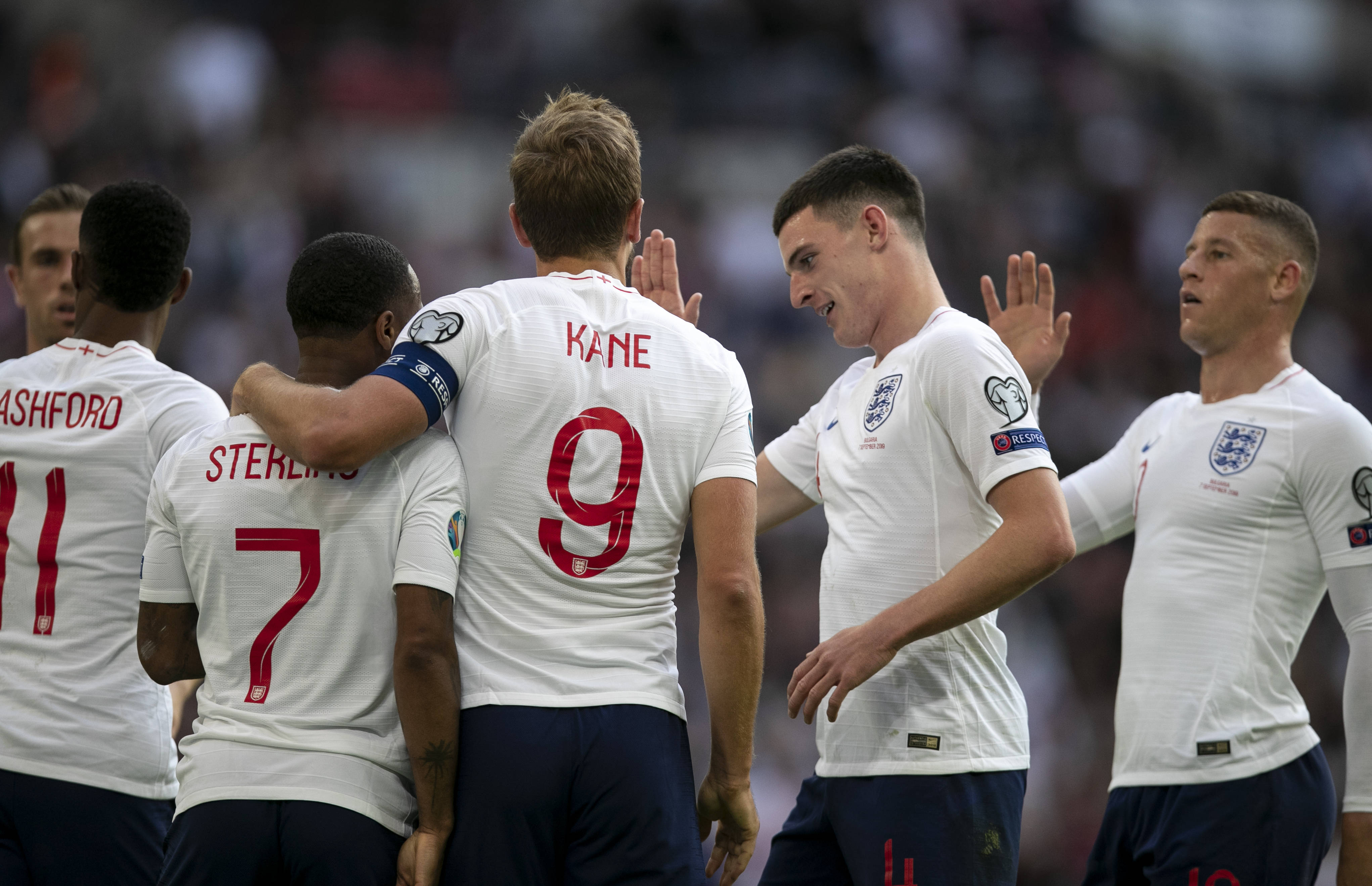 英格兰队在比赛中逆转战胜苏格兰队 英格兰队在比赛中逆转战胜苏格兰队