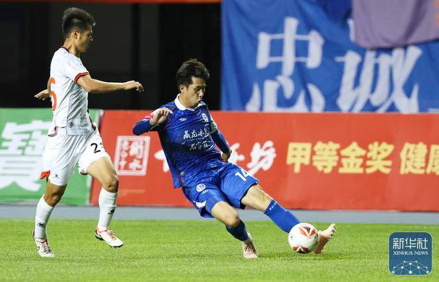 开云体育官网-关于国内著名足球比赛引爆热度，球员备战精气神十足的信息