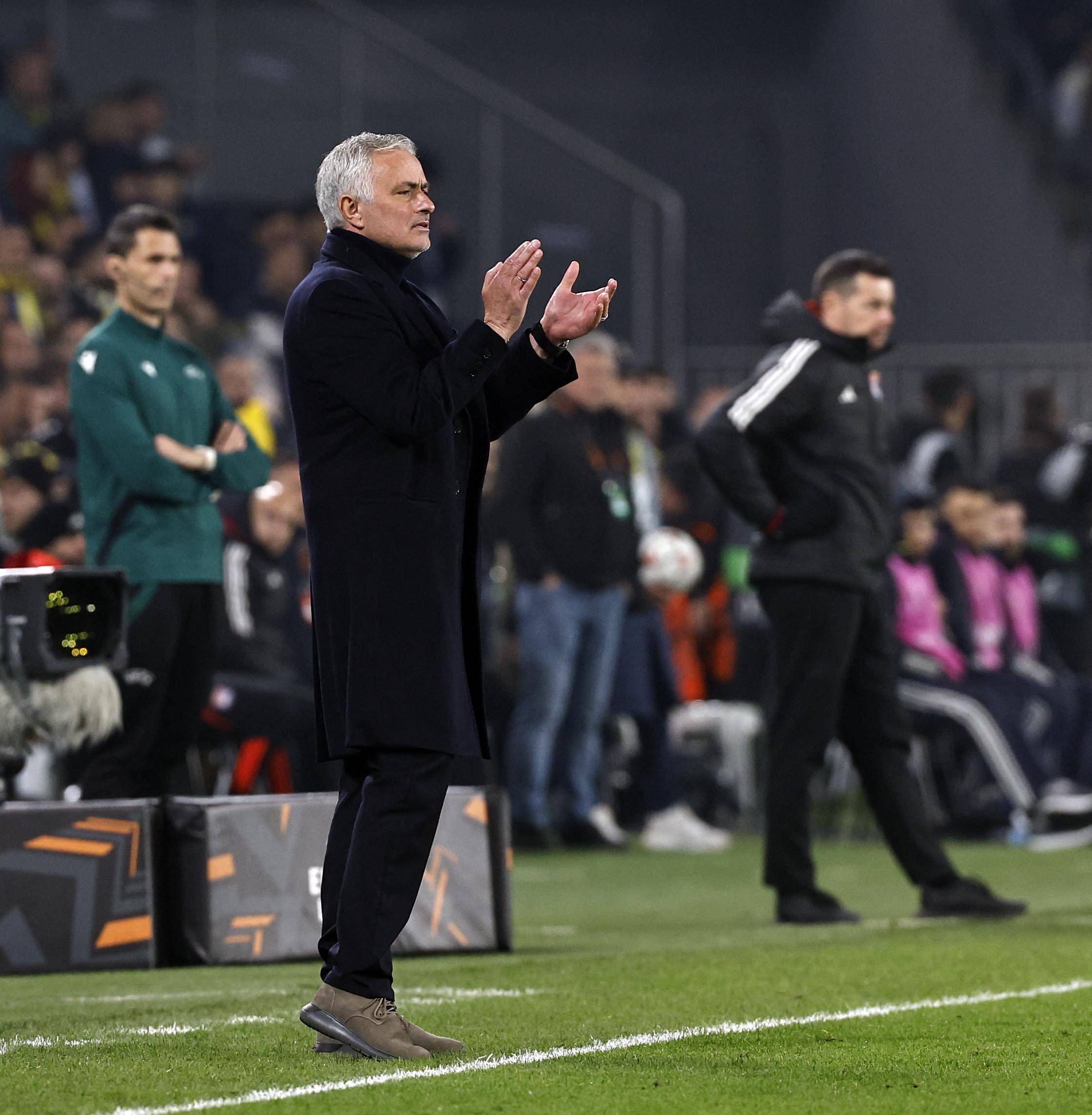 曼联面对斯旺西城,穆里尼奥能否解决进攻难题?的简单介绍 曼联面对斯旺西城,穆里尼奥能否解决进攻难题?的简单介绍