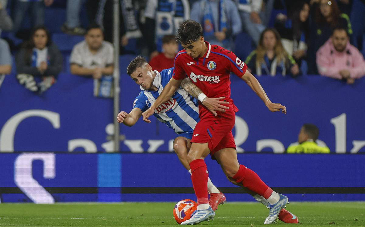 开云体育官方网站-包含卡利亚里主场战平博洛尼亚，保持不败的词条