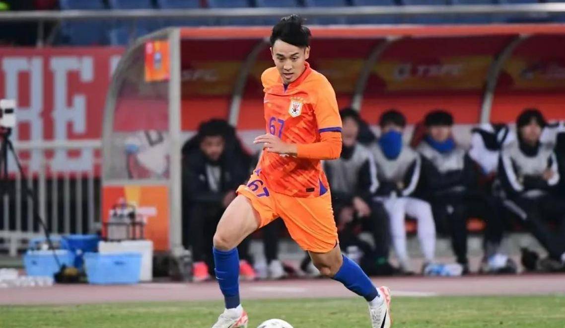 开云体育下载-包含阿贾克斯遭遇三连败，防守线漏洞需尽快解决的词条