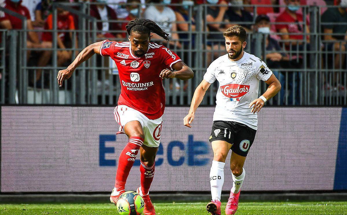 开云体育入口-尤文图斯新援表现出彩，成为球队关键功臣