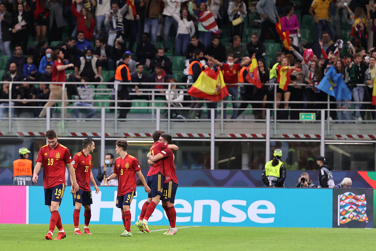 开云体育下载-那不勒斯坐镇主场，击败强劲对手的简单介绍