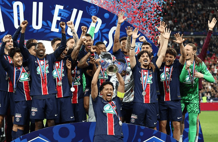 开云体育下载-巴黎圣日耳曼主场战胜强敌，实现四连胜的简单介绍