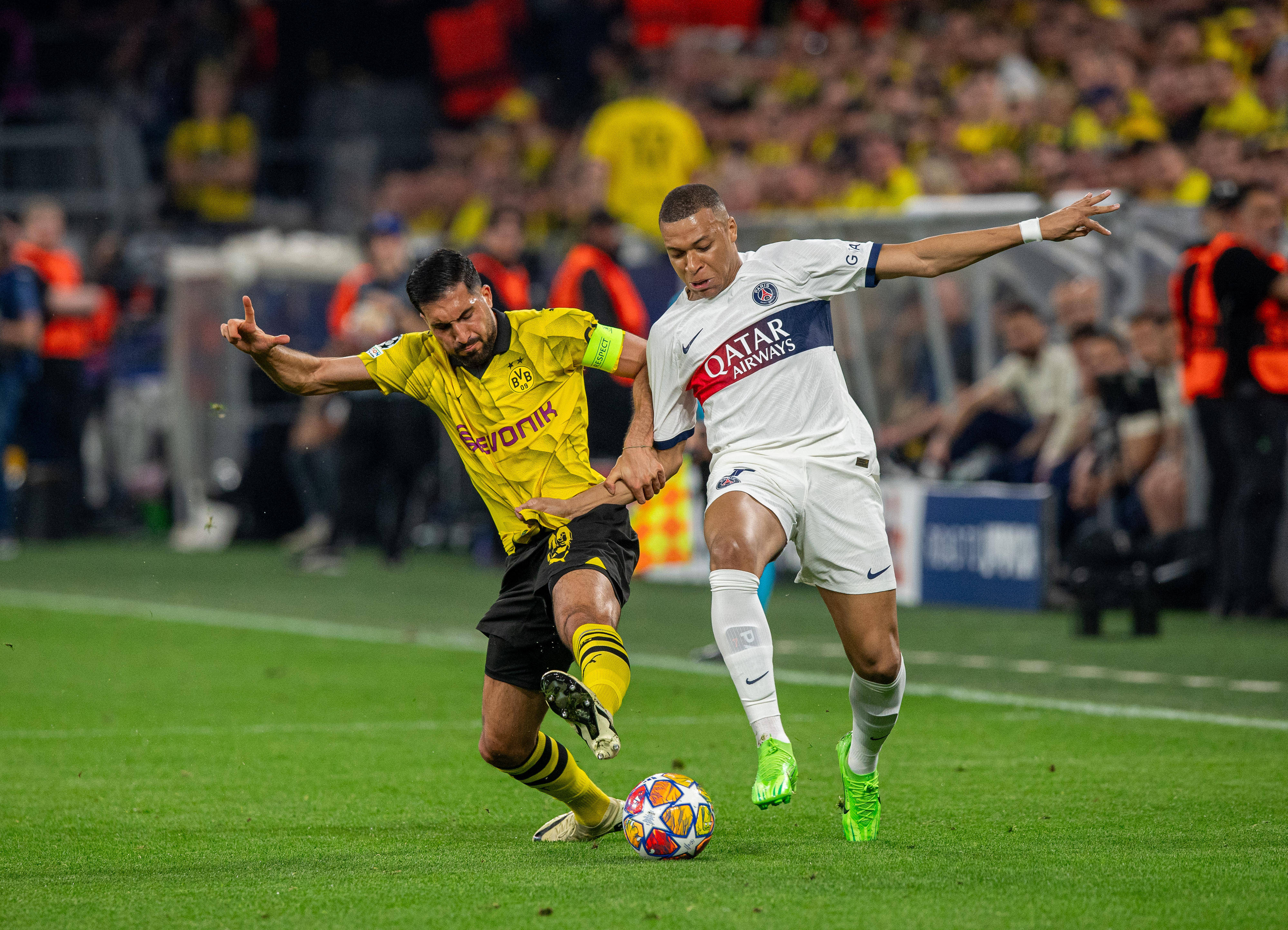 开云体育官网-精彩足球战斗让球迷大呼过瘾