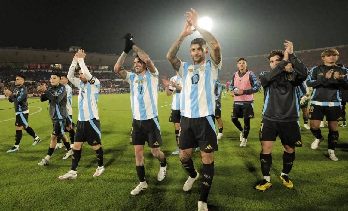 包含梅西建功领衔,巴塞罗那主场胜出引瞩目的词条 包含梅西建功领衔,巴塞罗那主场胜出引瞩目的词条