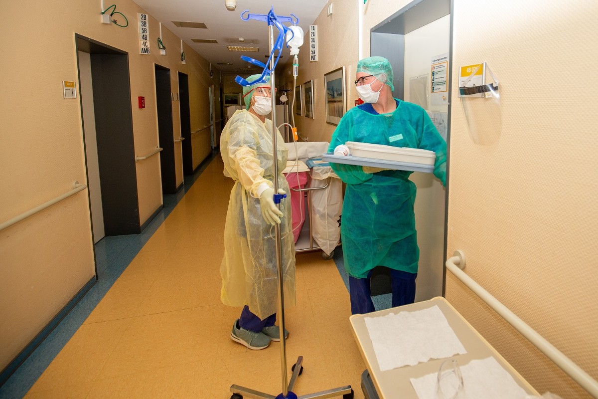 法兰克福球员感染新冠病毒筹备康复计划的简单介绍 法兰克福球员感染新冠病毒筹备康复计划的简单介绍