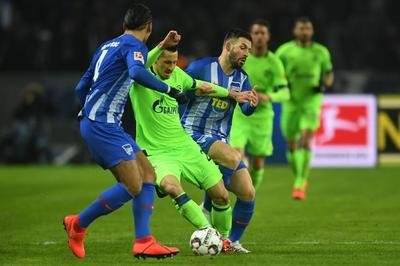 柏林赫塔队力克对手破除不败 柏林赫塔队力克对手破除不败