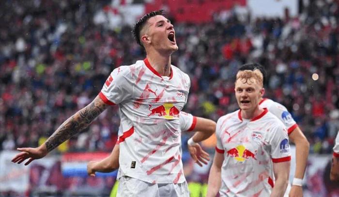 RB莱比锡新援表现亮眼,或成球队关键一环 RB莱比锡新援表现亮眼,或成球队关键一环