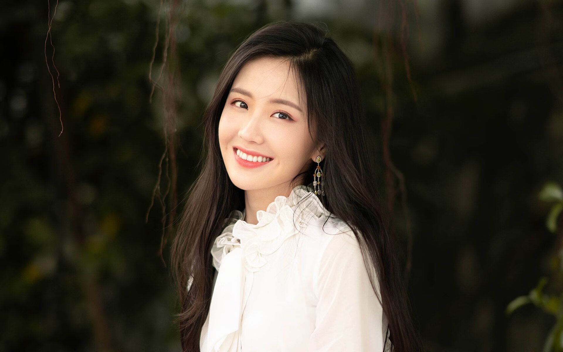 开云体育官方网站-塔图姆关键先生难救主，老鹰巅峰对决险胜绿军