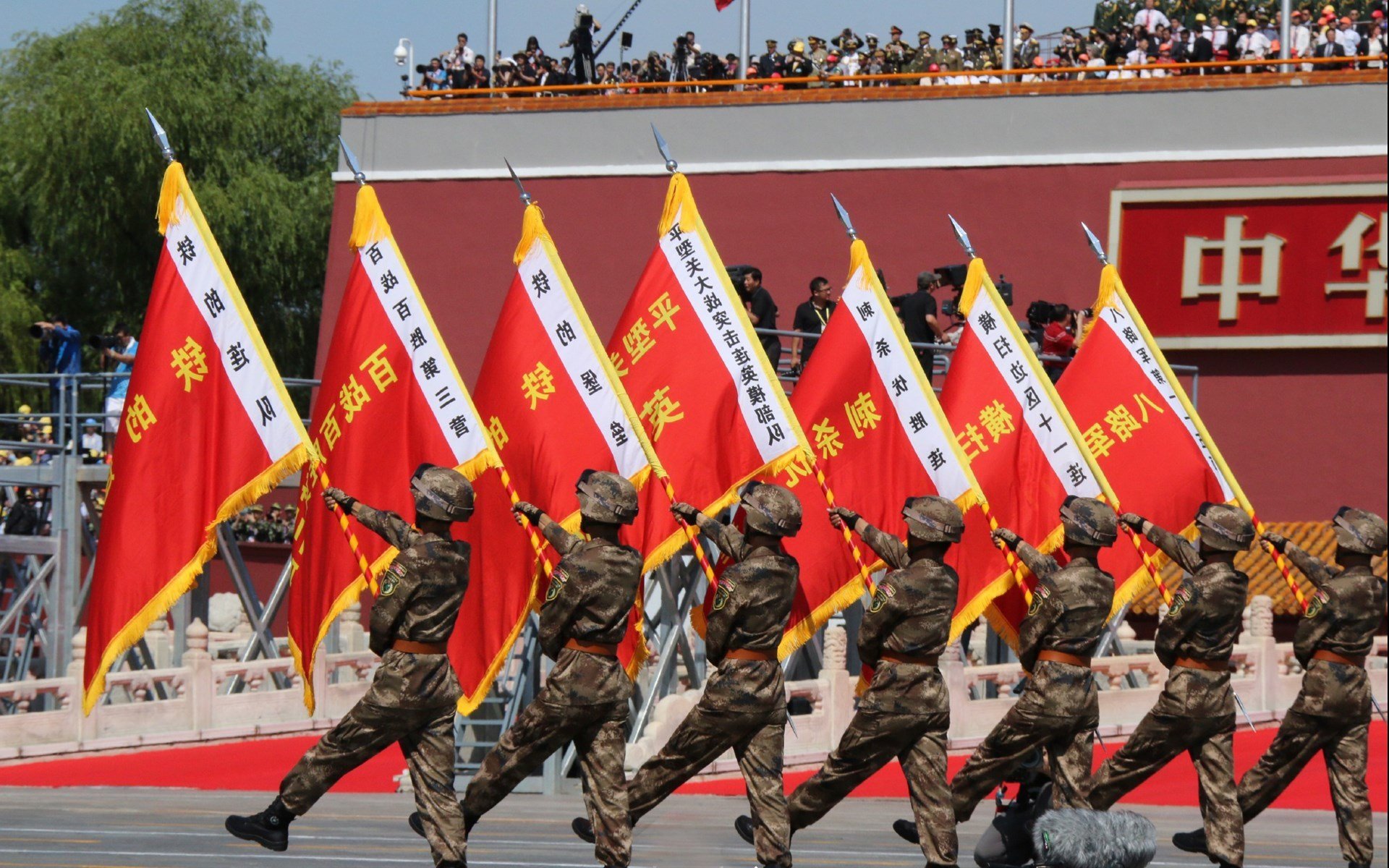 开云体育平台APP-哈利伯顿高光表现导演逆转风暴，骑士队终结雄鹿霸权时代